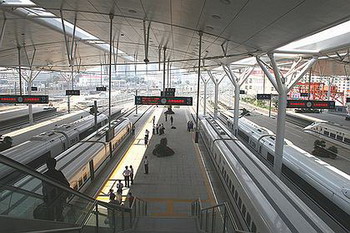Южный Вокзал, возведенный по проекту Терри Фаррелла 3